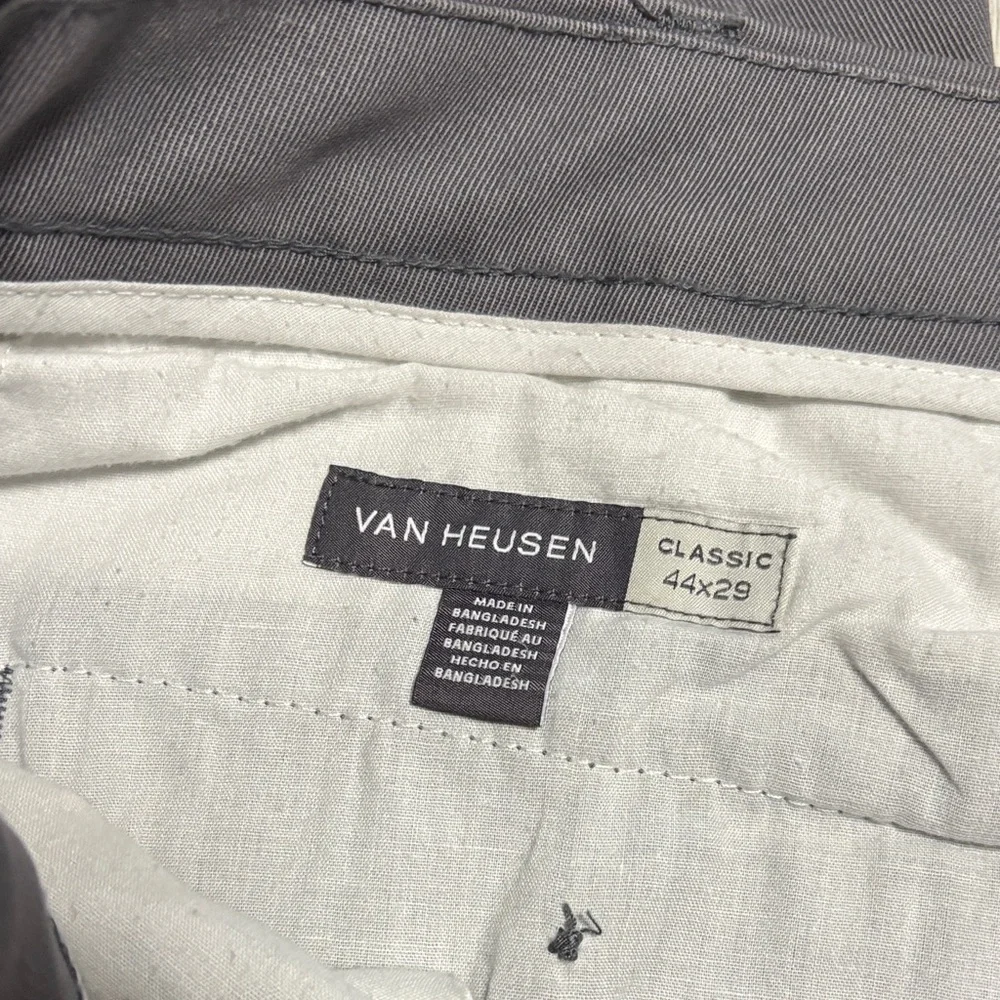 🔥BUNDLESALE Mens 44/29 Van Heusen Charcoal Classic Fit Chinos khakis Pants